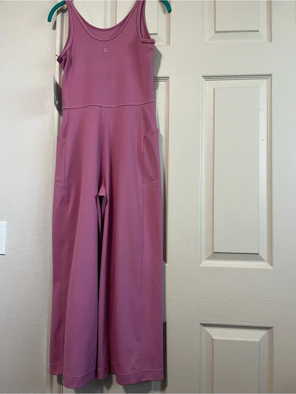 Athleta sleeveless pull
